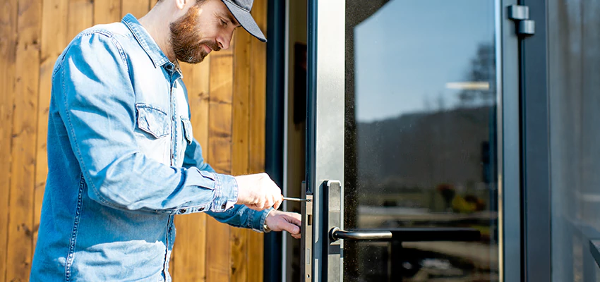 Frameless Glass Storefront Door Locks Replacement in Santa Paula, CA